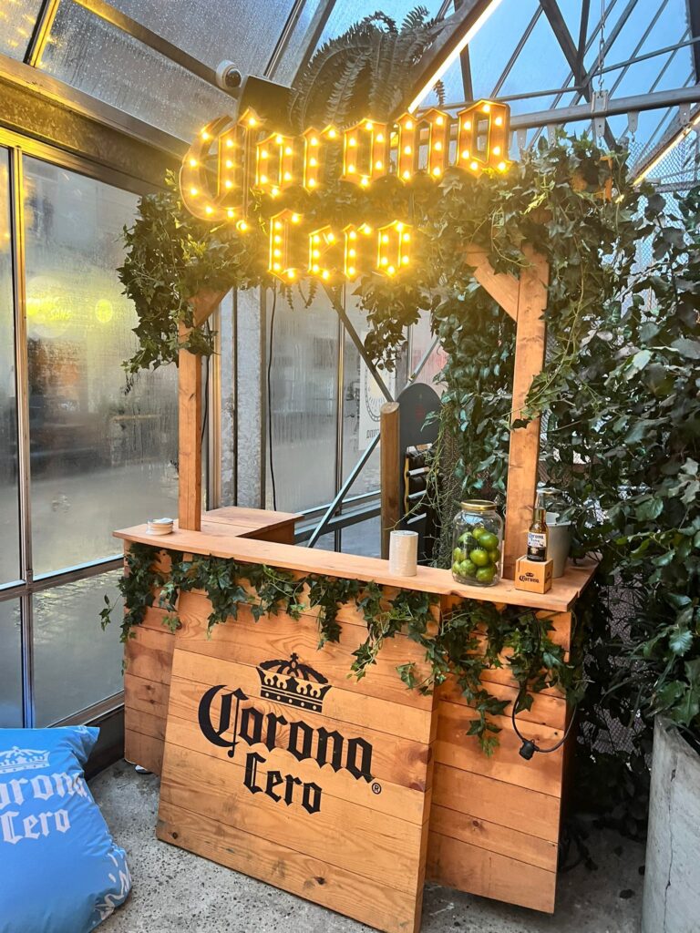 Standenbouw | Corona Gent (2025)